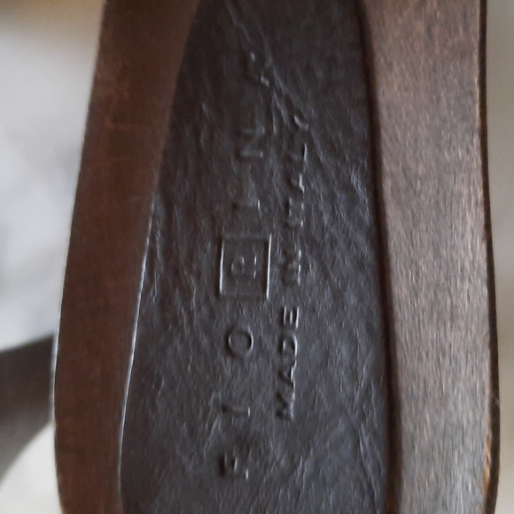 Sandals - Picture 4 of 4